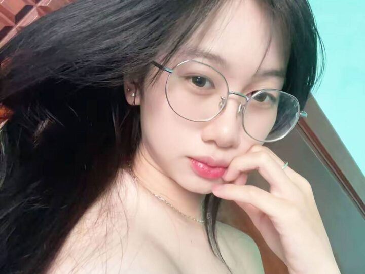 Ảnh 10 của Tiktoker Chu Giang mình dây vú to bị nyc tung clip sex (Full Clip + Pic)